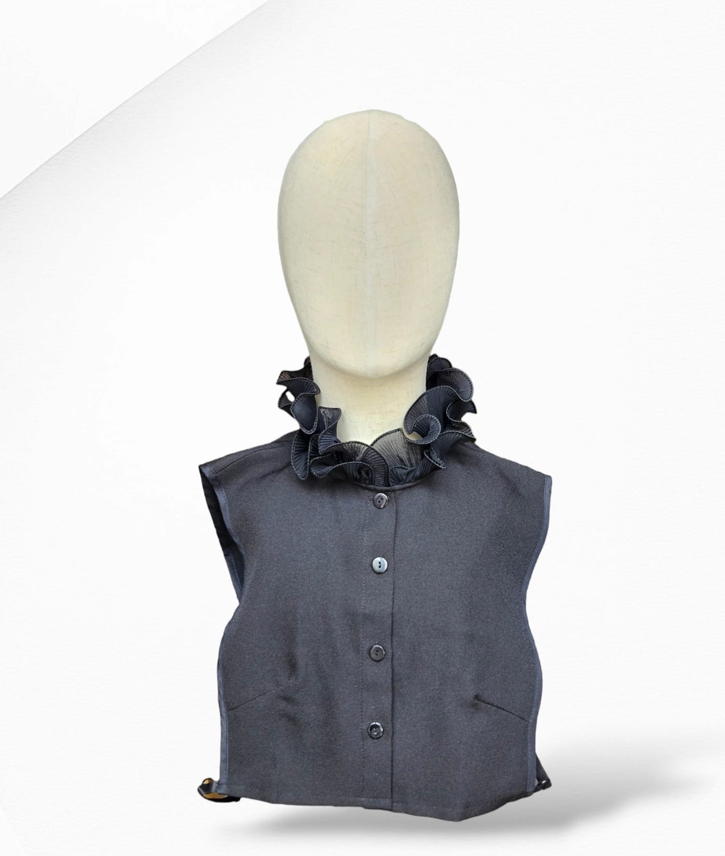Black Ruffle Neck Collar