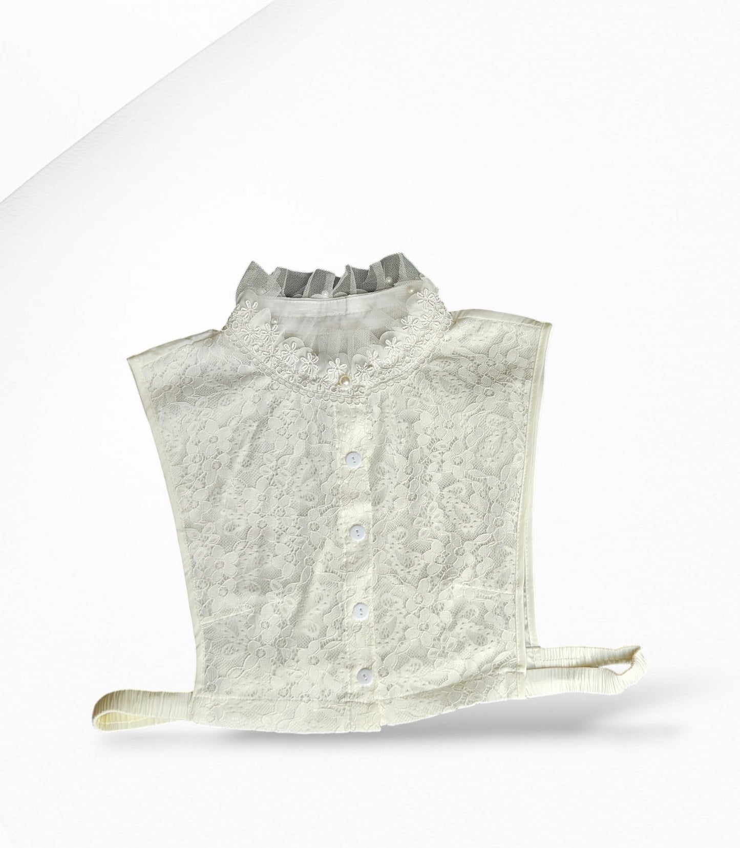Cream Pearly Lace Collar