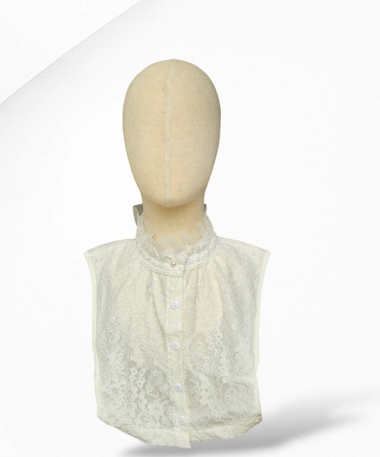 Cream Pearly Lace Collar